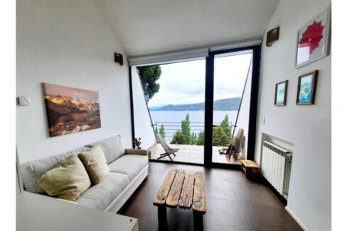 ed5a7583-b62c-4d05-a6f1-b0f37e8eaee0-copied-media~2