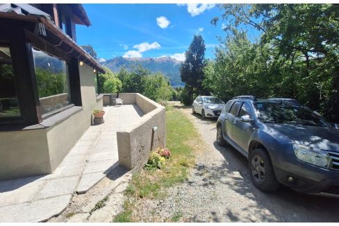 0d9b64b5-b455-4a43-af59-f9e1d518caf8-copied-media~2