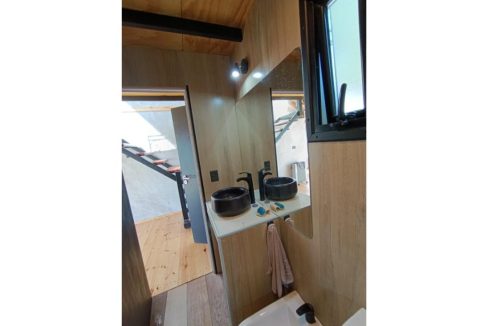 61619473-0cc0-4801-a77e-fb62c758c426-copied-media~2