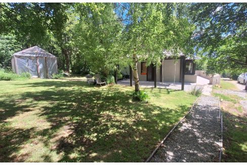 7991da9d-8b93-45be-8163-768ad93f431e-copied-media~2