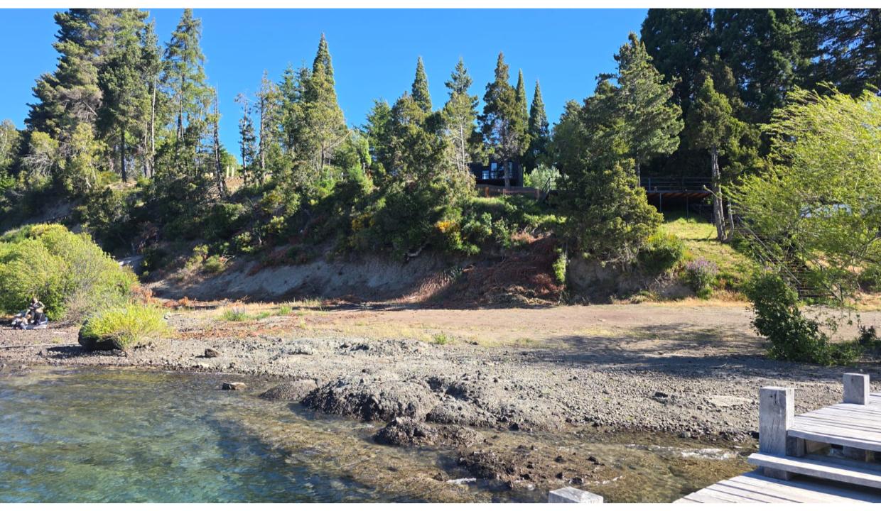 da14305b-4366-4e6c-b057-3a82c938f71b-copied-media~2