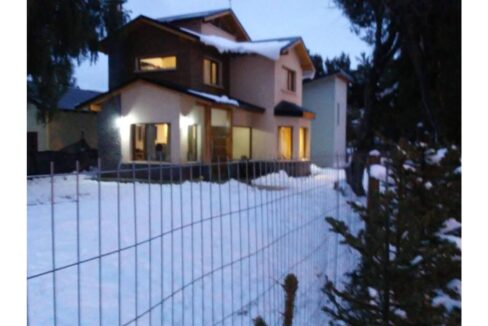 c15d9251-2c66-4f87-97f5-678b503e8e71-copied-media~2