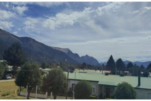 e38ac3d2-b401-4778-a98a-0a672ba79d0f-copied-media~2