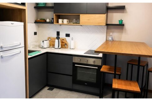 dbd07ec9-b16b-4c04-8d15-579217c55efa-copied-media~2